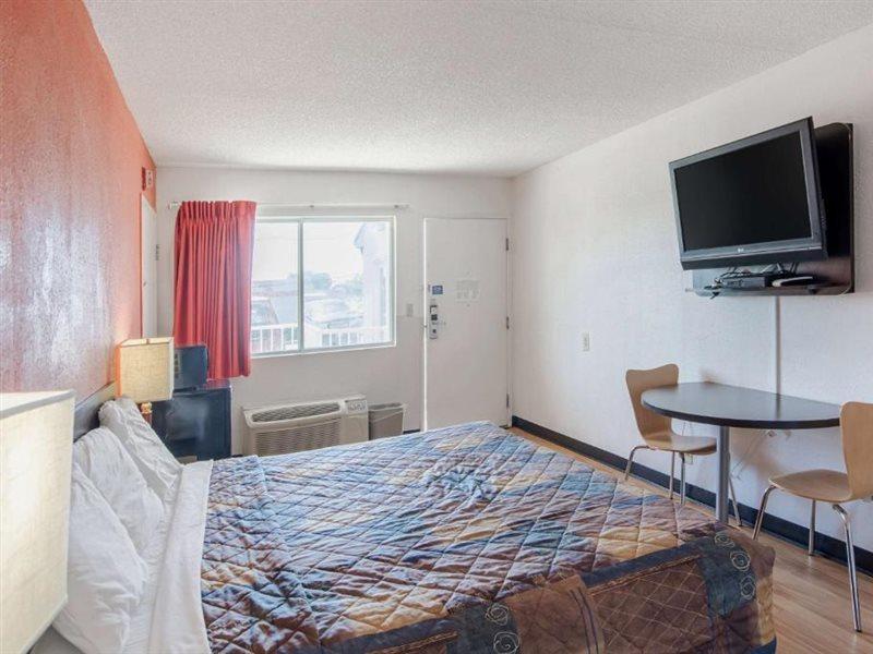 Rodeway Inn Brooklawn Εξωτερικό φωτογραφία