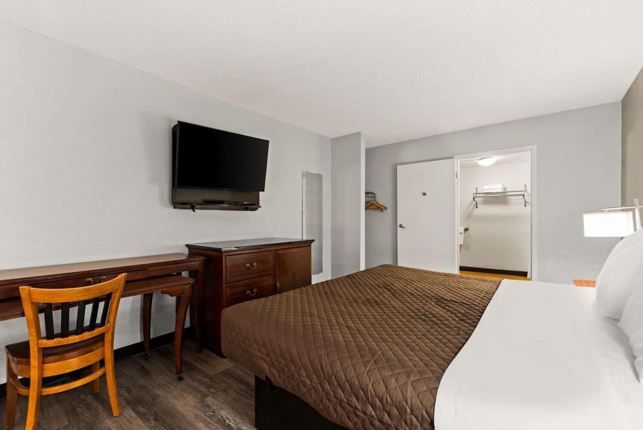 Rodeway Inn Brooklawn Εξωτερικό φωτογραφία