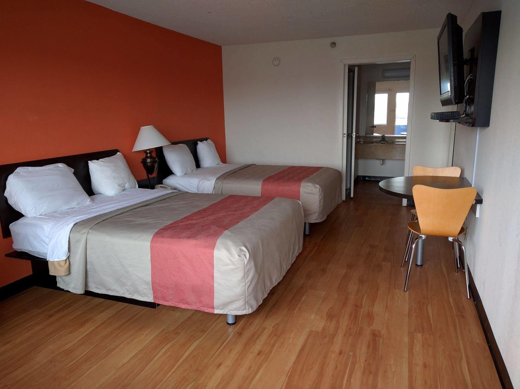 Rodeway Inn Brooklawn Εξωτερικό φωτογραφία